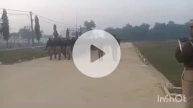 बलरामपुर: क्षेत्राधिकारी लाइन ने रिजर्व पुलिस लाइन में पुलिस परेड का किया निरीक्षण