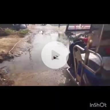 कतरीसराय: कतरीसराय प्रखंड मुख्यालय के पास सड़क पर जलजमाव से राहगीर परेशान, जनप्रतिनिधि और अधिकारी बेखबर