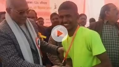 आंवला: आंवला में कैबिनेट मंत्री धर्मपाल सिंह ने खिलाड़ियों का उत्साह बढ़ाया