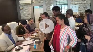 महाराजगंज: सदर तहसील में सम्पूर्ण समाधान दिवस पर डीएम ने सुनी फरियाद, अधिकारियों को दिए निर्देश