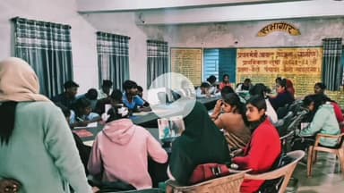 कैरो: कैरो पंचायत भवन में 6 दिवसीय सहिया प्रशिक्षण शुरू, किशोर स्वास्थ्य व जागरूकता पर ज़ोर