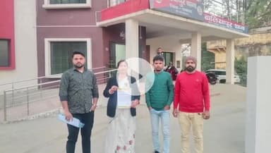 बलियापुर: जे एल के एम की जिला महिला अध्यक्ष ने बलियापुर थाना में अवैध खनन के खिलाफ सौंपा ज्ञापन