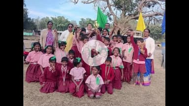 लोहरदगा: झूमर महुआ में खेल प्रतिभा को निखारते पादरी संजय लकड़ा, ग्रीन हाउस बना ओवरऑल चैंपियन