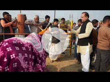 गौ आश्रय स्थल अमिरता के द्वितीय स्थापना दिवस पर पहुंचे विधायक रानू सिंह और सीडीओ सान्या छावड़ा