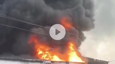 हरदोई: फैक्ट्री की दीवार जेसीबी से तोड़ी गई, दमकल की 4 गाड़ियां आग बुझाने में जुटी, क्षेत्र में हड़कंप