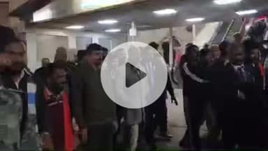 लाडपुरा: एक दिवसीय प्रवास पर लोकसभा अध्यक्ष ओम बिरला कोटा पहुंचे, स्टेशन पर भाजपा कार्यकर्ताओं ने किया स्वागत