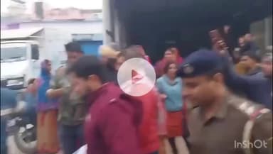 नवादा: नवादा की सदर अस्पताल की इमरजेंसी वार्ड से शव 4:40 बजे पोस्टमार्टम के लिए निकला, शनिवार को हुई थी हत्या