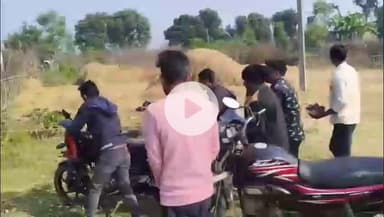 बगोदर: बनपुरा चिचाकी रोड पर दो बाइकों की टक्कर, चार घायल