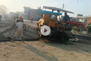 सफीपुर: सफीपुर के मियागंज चौराहे पर चौड़ीकरण का काम शुरू, ब्लैक स्पॉट घोषित चौराहे को सुरक्षित बनाने की पहल