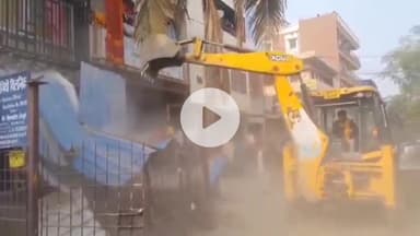 पटना ग्रामीण: कांटी फैक्ट्री रोड, गांधीनगर में प्रशासन ने सड़क से अतिक्रमण हटाया