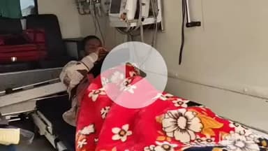 अधौरा: अधौरा सीआरपी कैंप के पास बाइक अनियंत्रित होकर पलटी, युवक घायल, सदर रेफर