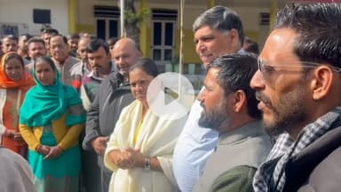 मैं सभी माताओं,बहनों,युवा साथियों व बड़े बजुर्गों का मुझे आशीर्वाद देने के लिए सदैव ऋणी रहूंगा.आपका प्यार सदैव यूं ही बना रहे.