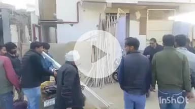 हाथरस: सदर कोतवाली थाना क्षेत्र के सुजाता हॉस्पिटल के पास बन रहे निर्माणाधीन अस्पताल को डीएम ने नक्शा ना दिखाने पर किया सीज