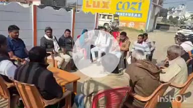 बलरामपुर: सदर विधायक पलटू राम ने कैंप कार्यालय पर जनता दर्शन में सुनीं लोगों की समस्याएं