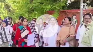 हमीरपुर: महिला अस्पताल में आशाओं ने महिला दलालों पर पाबंदी लगाने का ज्ञापन जिलाधिकारी को सौंपा