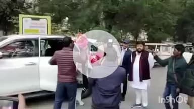 बहराइच: बहराइच पहुंचे जिले के प्रभारी मंत्री और कृषि मंत्री सूर्य प्रताप शाही ने कलेक्ट्रेट सभागार में की समीक्षा बैठक