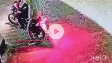 मैनपुरी: खरगजीत नगर में नकाबपोश बदमाशों ने घर में की फायरिंग, घटना सीसीटीवी कैमरे में कैद हुई