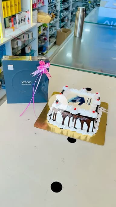 वीवो एक्स तीन सौ बहुत बहुत शानदार स्मार्टफ़ोन लॉन्च 
आनंदम मोबाइल शोरूम चूरू