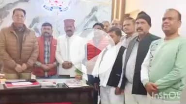 नानपारा: नानपारा के क्षेत्राधिकारी से आदर्श समाज सेवा समिति के पदाधिकारियों ने मुलाकात की, क्षेत्रीय समस्याओं पर मांगा सहयोग