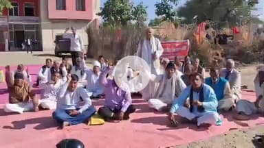 चूरू: कृषि उपज मंडी में मूंग व मूंगफली की तुलाई ठप, किसानों ने धरना दिया, एजेंटों पर रुपए मांगने का आरोप