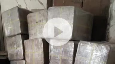 बिहार: लहेरी थाना पुलिस ने सोहन कुआं मोहल्ले के न्यू पटना ट्रांसपोर्ट से 520 लीटर स्प्रिट जब्त की, एक गिरफ्तार