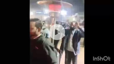 नवाबगंज: बाराबंकी में ठंड से राहत के लिए गैस हीटर अलाव: प्रदूषण रहित यह पहल स्टेशन और अस्पतालों पर शुरू