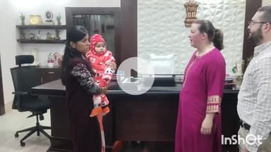 सासाराम: अमेरिका के दंपति ने एक वर्षीय बच्ची को सासाराम से गोद लिया