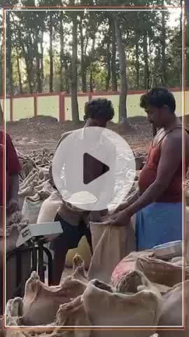 अन्नदाता हो खुशहाल, उनके चेहरे पर हो मुस्कान
यही है सुशासन सरकार की पहचान।

#संवर_रहा_छत्तीसगढ़