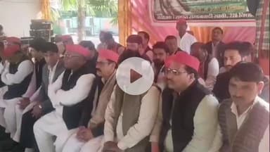 हमीरपुर: सुमेरपुर कस्बे में पीडीए प्रहरी जन जागरूकता कार्यक्रम में गरजे सपाई