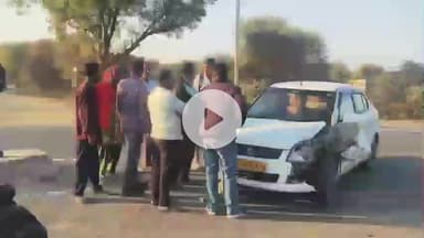 चिड़ावा: चिड़ावा-ओजटू बाईपास पर कार ने ऑटो को मारी टक्कर, ऑटो चालक के दोनों पैरों में आई गंभीर चोट