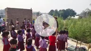 बलरामपुर: मिशन शक्ति फेस 5 के अंतर्गत समस्त थानों की पुलिस ने विभिन्न स्थानों पर छात्राओं, बालिकाओं और महिलाओं से किया संवाद