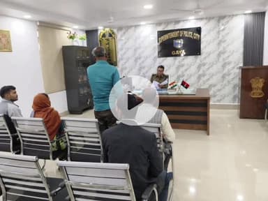 गया टाउन सीडी ब्लॉक: सिटी एसपी रामानन्द कुमार कौशल ने जनता दरबार में सुनी पीड़ितों की गुहार, पुलिस अधिकारियों को दिए निर्देश