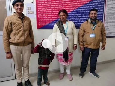 गया टाउन सीडी ब्लॉक: जंक्शन पर 4 साल की बच्ची को छोड़ ट्रेन से भागी मां, बोली- पिता भी नहीं, RPF ने चाइल्डलाइन को सौंपा
