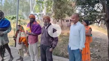 बरकट्ठा: बरकट्ठा विधायक अमित यादव के निर्देश पर कार्यकर्ताओं ने विरहोर टोला में कंबल बांटे