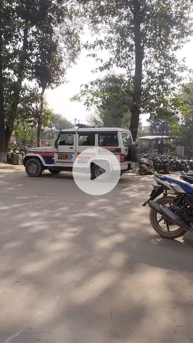 परिहार: 420 बोतल नेपाली शराब और एक बाइक ज़ब्त, तस्कर फरार