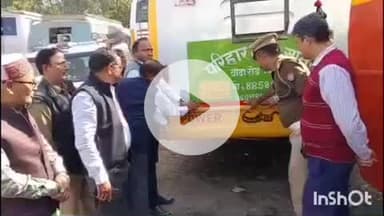 बांदा: प्राइवेट बस स्टैंड में RTO प्रवर्तन ने व्यावसायिक वाहन चालकों को सड़क सुरक्षा और यातायात नियमों के प्रति जागरूक किया