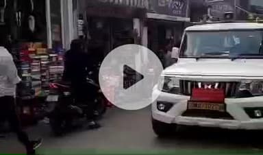 नारासन: मंगलौर में नगर पालिका ने अतिक्रमण के खिलाफ चलाया अभियान, कुछ दुकानदारों के काटे चालान