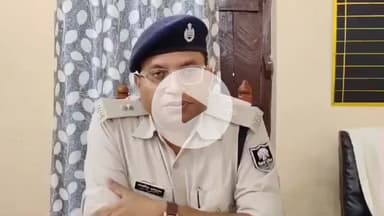 परिहार: कान्हवा: एसएसबी जवानों ने 450 बोतल नेपाली शराब और ऑटो के साथ चालक को गिरफ्तार किया