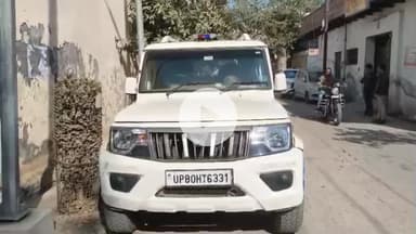 मथुरा: वृंदावन में जीएसटी टीम ने केला मसाला कंपनी पर मारा छापा, बड़ी कार्रवाई की