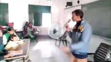 बगोदर: बगोदर के प्लस टू उच्च विद्यालय में गायत्री परिवार द्वारा भाषण प्रतियोगिता का आयोजन