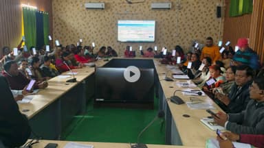 गिरिडीह: विशेष संक्षिप्त पुनरीक्षण कार्यों की प्रगति को लेकर उप निर्वाचन पदाधिकारी ने सिरसिया कार्यालय में की बैठक