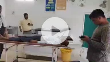 इटावा: इकदिल इलाके में बकरी के चारा के लिए पेड़ पर चढ़ा अधेड़, टहनी टूटने से गिरकर घायल, उपचार जारी