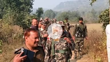 गया टाउन सीडी ब्लॉक: गया: एसएसपी कांतेस कुमार मिश्रा के निर्देश पर नक्सल प्रभावित क्षेत्रों में एरिया डॉमिनेशन अभियान चलाया गया