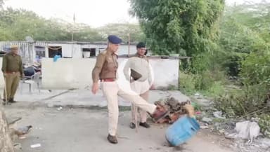 भीलवाड़ा: आबकारी विभाग ने शराब माफियाओं पर कसा शिकंजा, 650 लीटर वॉश नष्ट, भट्टियां तोड़कर भागे आरोपी