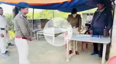 महेशपुर: पाकुड़ एसपी ने कदमडांगा, दमदमा चेकपोस्ट और अनुमंडल पुलिस पदाधिकारी कार्यालय का किया औचक निरीक्षण