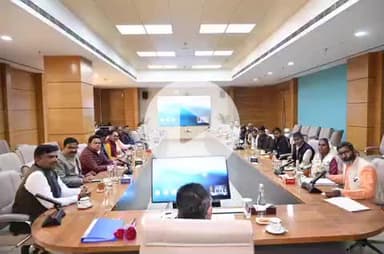 बीसलपुर: किर्गिस्तान में फंसे पीलीभीत के युवाओं के परिजनों से दिल्ली में मिले केंद्रीय राज्य मंत्री, दूतावास से की बातचीत