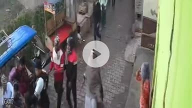 मथुरा: गांव सतोहा में दो पक्षों के बीच पथराव हुआ, झगड़े का वीडियो सोशल मीडिया पर वायरल, पुलिस जुटी जांच में