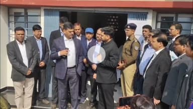 बलियापुर: बैलगाड़ियां टाउनशिप में झारखंड के मुख्य सचिव के नेतृत्व में उच्चस्तरीय टीम ने किया निरीक्षण