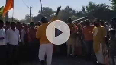 परिहार: मनपौर में महावीर झंडा उत्सव की तैयारी, बांस कटाई कार्यक्रम में उमड़ा श्रद्धालुओं का सैलाब