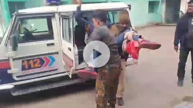 जमुई: खादिग्राम के पास पिकअप वाहन की टक्कर से बाइक सवार पति-पत्नी घायल, 112 की पुलिस ने सदर अस्पताल में कराया भर्ती